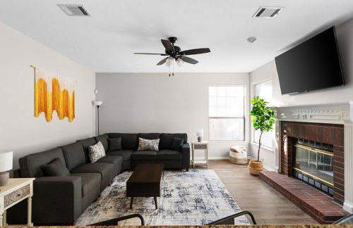 Hidden Gems with Pool and Game room - Foto 23