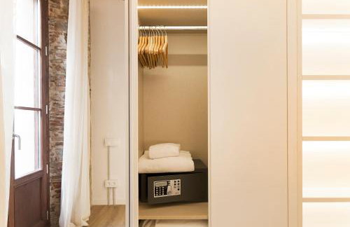 Decô Apartments Barcelona-Born Apt. - Photo 25