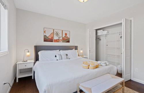 Designer Daylight Basement Near Edmonds Downtown - Photo 29