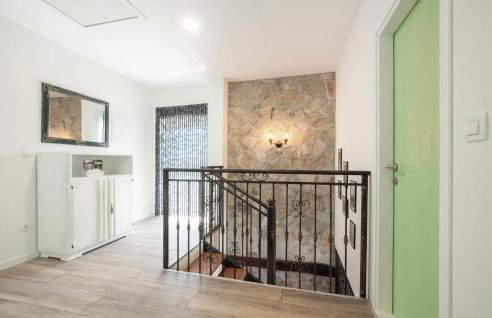 3 Bedroom Cozy Home In Hrvace - Foto 23