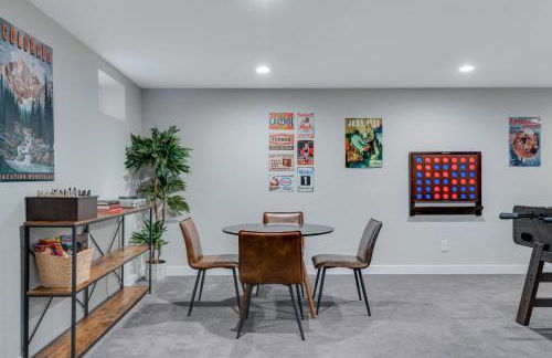 Mid Summer Night's Dream w Hot Tub Theater Game Room - Foto 29