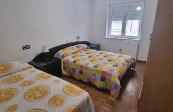 Apartamentos Salamanca Plaza Del Oeste 4 dormitorios, 2 baños , Parking - Photo 2