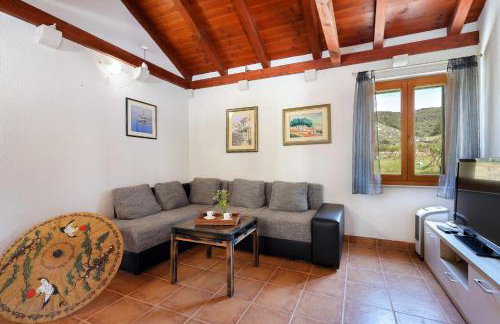 Family friendly house with a swimming pool Postira - Brac - 19563 - Photo 11