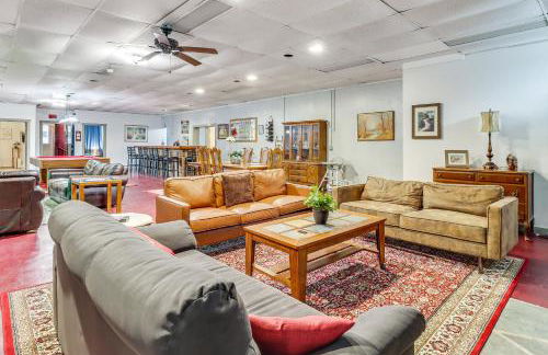 4 Mi to Mauch Chunk Lake Spacious Apt with Bar! - Foto 15