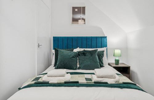 Lawrence Ave 4BD-2Storey House Fast Wifi Families & Leisure By AltoLuxo Short Lets & Serviced Accommodation With Free WiFi & Parking - Foto 19