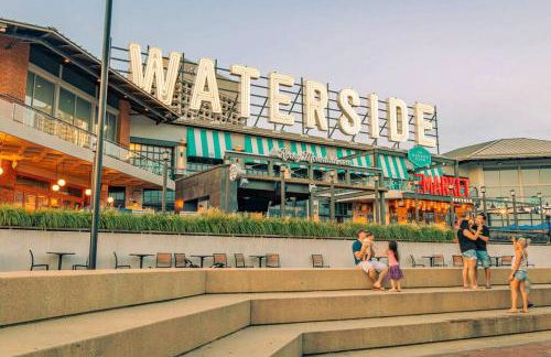 Beautiful Queen Luxury Suite Near Downtown Norfolk - Foto 16