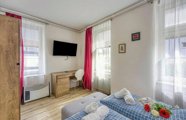 Jantar Apartments - Photo 3