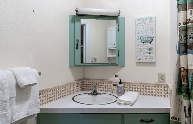 Shepherd Family Retreats- FOX - Photo 27