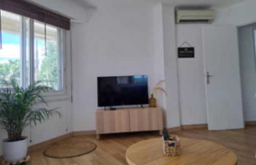 Face à la mer et à 2 pas des plages Juan les Pins 'Tout à pied' - Photo 9