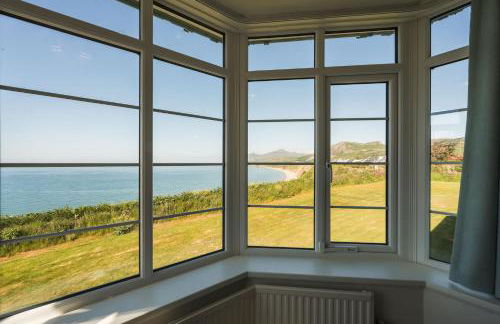 Cliff Top - Panoramic Sea Views with Spa & Hot Tub - Photo 71