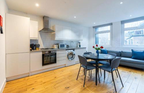 City of London Deluxe 4BR Steps to Tube - Foto 14