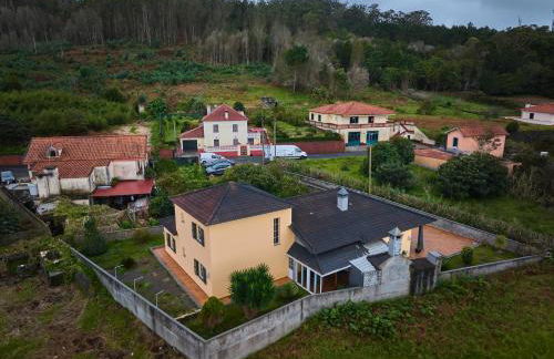 Porto Moniz Yellow House - Foto 25