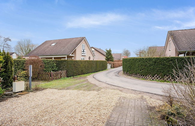 Lush Bungalow in Beek Gem Montferl& with Hot Tub - Photo 36