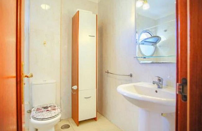 Belvilla by OYO Apartamento Sol y Paraaso II - Photo 9