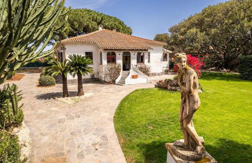 Lux Historic Villa Giardini, with private Pool SouthSardiniaHolidays - Foto 1