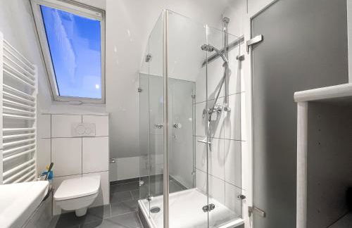 Gesamte Unterkunft - Büro - Küche - Netflix - Foto 17