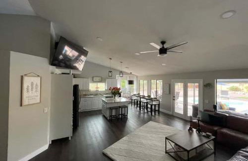 Glendale Escape Private Pool & Charming Patio - Foto 5