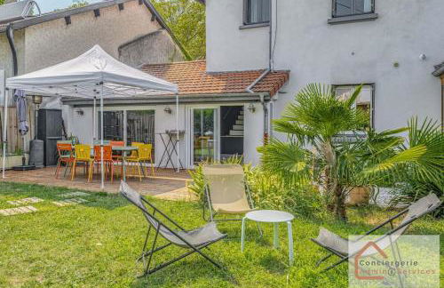 Maison à Lyon Parilly avec Piscine, Jardin, Parking Privé & Proche Eurexpo - Foto 8