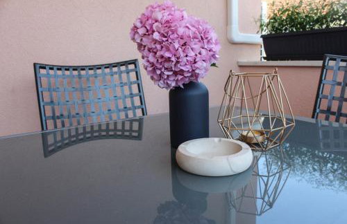 Studio apartment Laura || - Photo 2