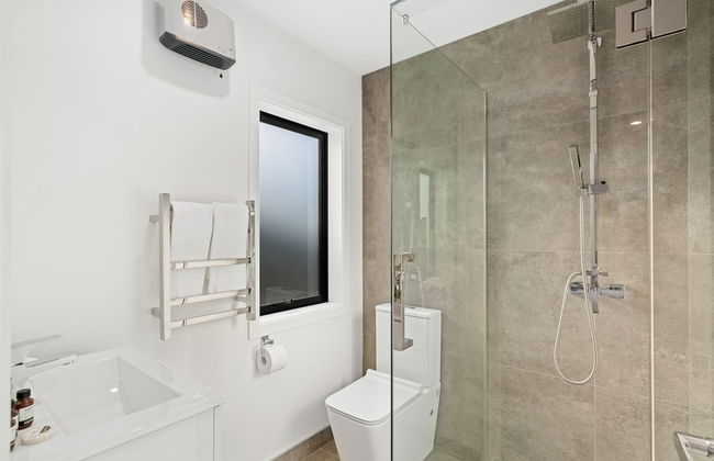 A LUCKIE CHARM - 5-BEDROOM TOWNHOUSE - Foto 17