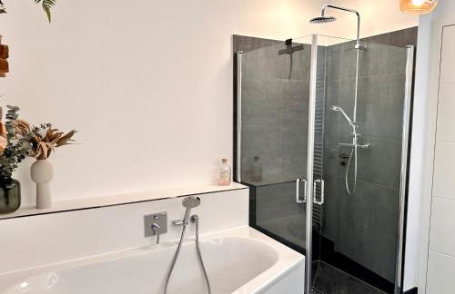 Stadtwohnung mit Garten - Foto 8