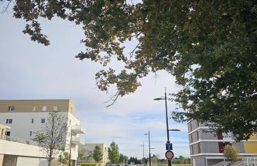 Lakeside Provence - Appartement classé 4 étoiles, Vue sur le lac de Monteux, Parking sous-sol, double clim - Foto 47