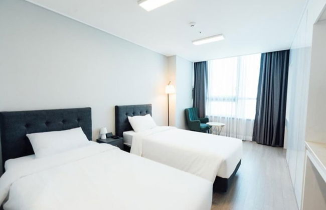 Celeb Stay Songdo - Photo 19