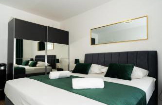 Villa ARIA with a private heated pool - Foto 44