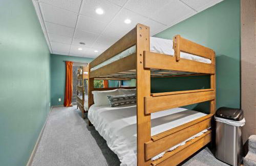 Cozy retreat on private estate with Hot Tub - Foto 40