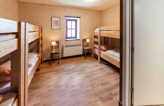 Vacation Home With BBQ Near Hotton - Photo 25