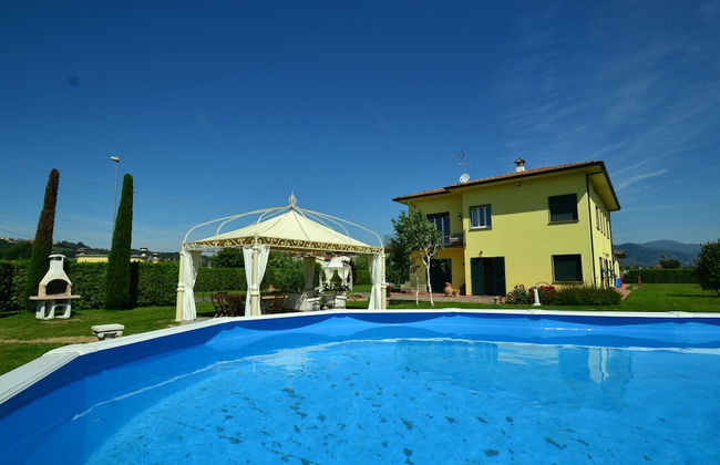 Villa in Montecarlo With Pool and Scenic Views - Foto 13