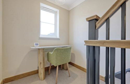 Luxury Stay, City Walk, Pool Table & Air Hockey, Garden, Parking, Business & Families - Oakview - Foto 35