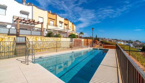 Adosado con vistas al mar desde la piscina con BBQ - Photo 2