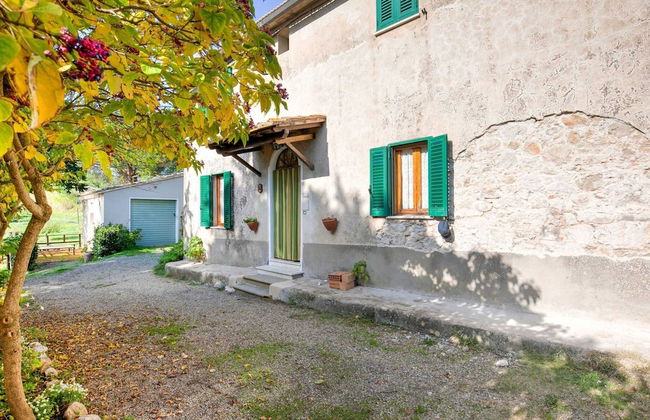 Tuscany Family Country Home - Photo 23