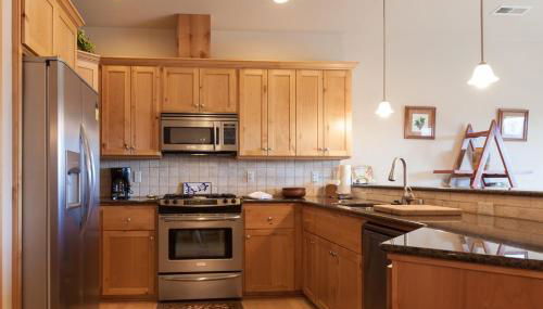 River Scene 30 Day Minimum - Foto 2