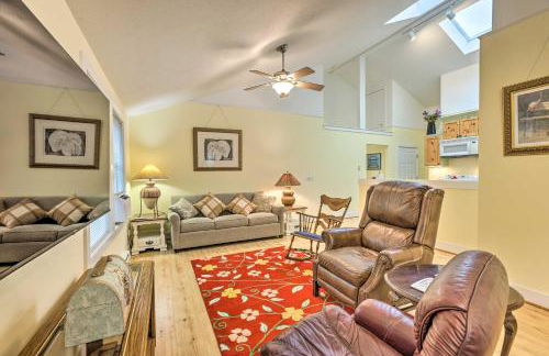 Near Ice Fishing and Snowmobiling Frankfort Home - Foto 4