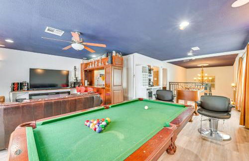 Spacious Family Home with Fenced Yard in DFW Area - Foto 2