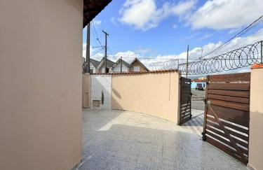 Casa próximo a plataforma de pesca com piscina e churrasqueira - Foto 25