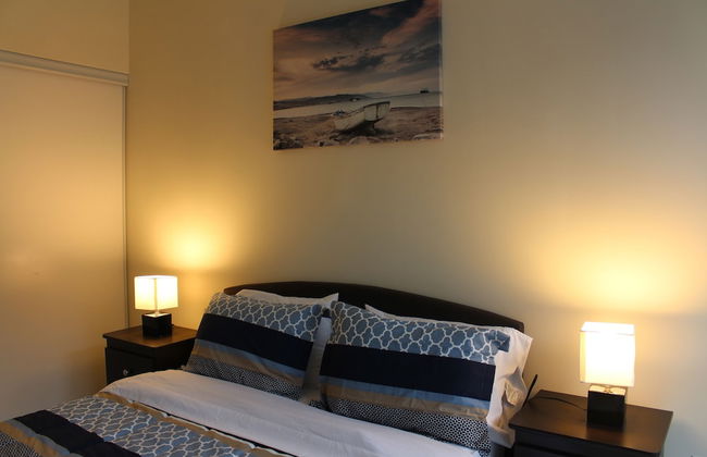 Custom Luxury Suite - By Elite Suites - Photo 4