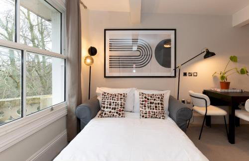 Stunning 1 BR Surbiton with views, near station - Pass the Keys - Foto 7