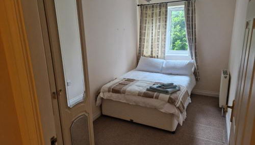 2 Bed Flat - Sleeps 4 - Parking - Wifi - Foto 4, towels
