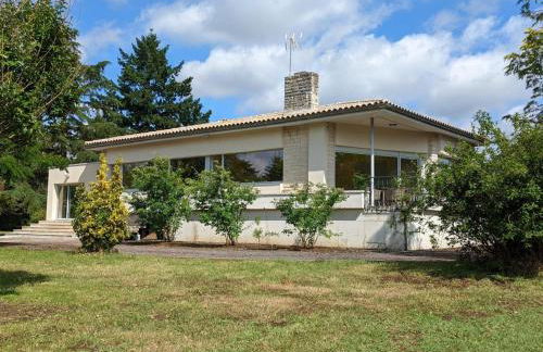 Maison confortable avec jardin privatif, internet, parking - FR-1-653-112 - Foto 1