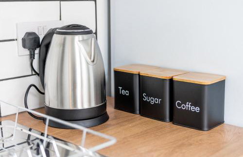 2 BR Home Perfect for Short and Long Term Stay - Foto 5