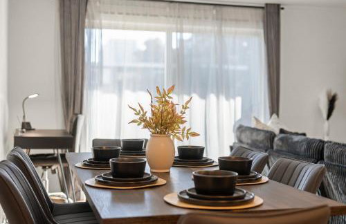 Gray Oasis 1 Bed Apartment in Fremont - Photo 8