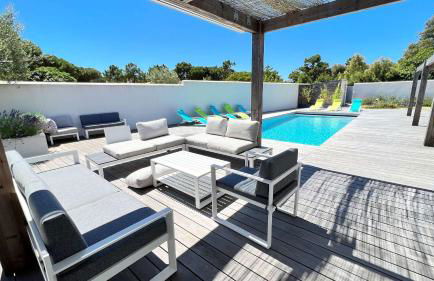 Superbe villa entièrement rénovée avec piscine à proximité de la plage - Foto 3