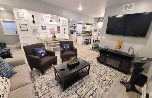 Newly Built Waterfront home w/Amazing Views - Foto 34