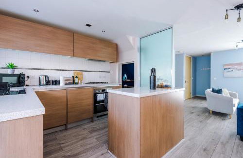 Luxury City Stay Coop Live & Etihad with Free Parking - Foto 7