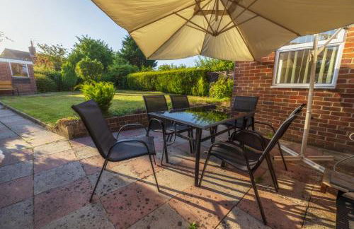 The Secret Garden - West Sussex - 3BR House with Drive - Foto 9