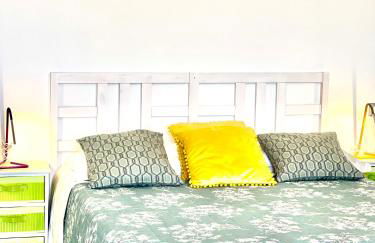 Smart Station Design Apartment Central - Photo 27