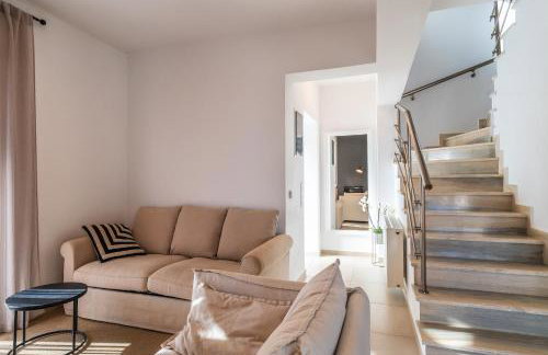 Villa Gagra - Villa by the Sea with a Private Pool - Foto 10